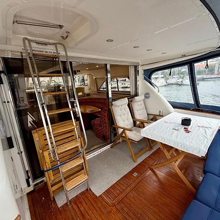 بوتيل Ons 2026 - Luxury 50Ft Yacht In The Heart Of Stavanger Center *